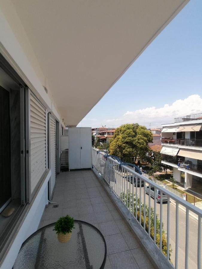 Elef Apartment Paralia Dionysiou Exterior photo